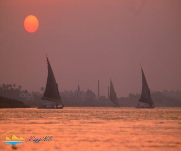 CaFeluca Tramonto in feluca al Cairo ViaggiNilo(2)