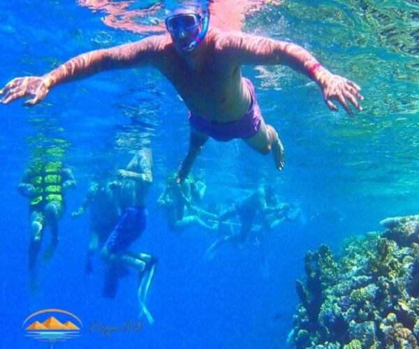 Gita di snorkeling in barca dei pirati Hurghada ViaggiNilo(3)