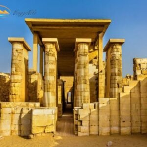 Gita a Saqqara Menfi e Dahshur Gita di un giorno al Cairo ai siti di Saqqara, Menfi e Dahshur ViaggiNilo