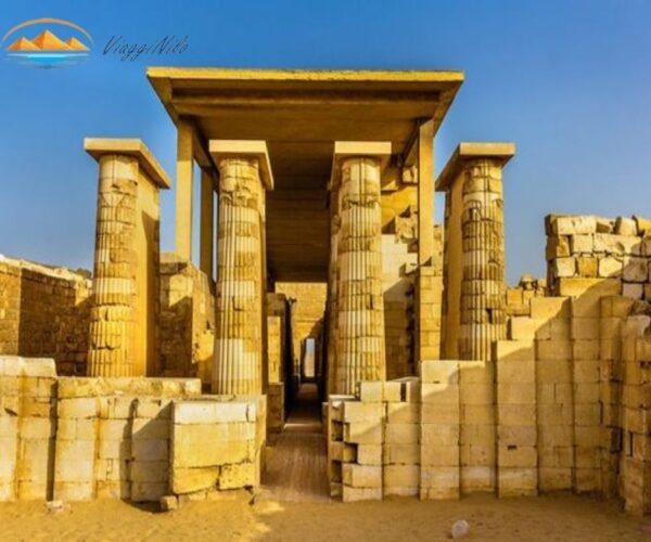 Gita a Saqqara Menfi e Dahshur Gita di un giorno al Cairo ai siti di Saqqara, Menfi e Dahshur ViaggiNilo