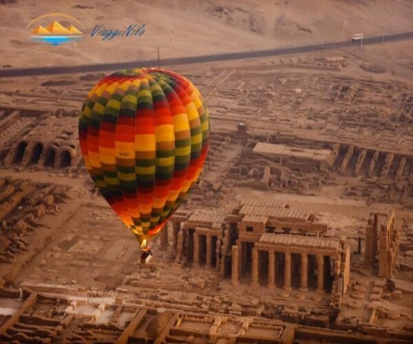 Luxor da Hurghada Gita di 2 Giorni con Templi ,Mongolfiera e Dendera ViaggiNilo(3)