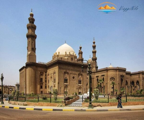 Gita di un giorno al Cairo alla moschea El Rifai, alla moschea Sultan Hassan e alle piramidi di Giza da Hurghada ViaggiNilo(2)