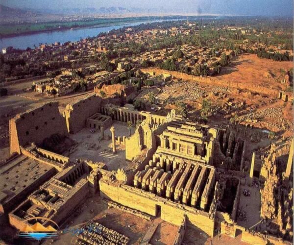 un viaggio a Luxor, sponda orientale del fiume Nilo da Hurghada ViaggiNilo(3)